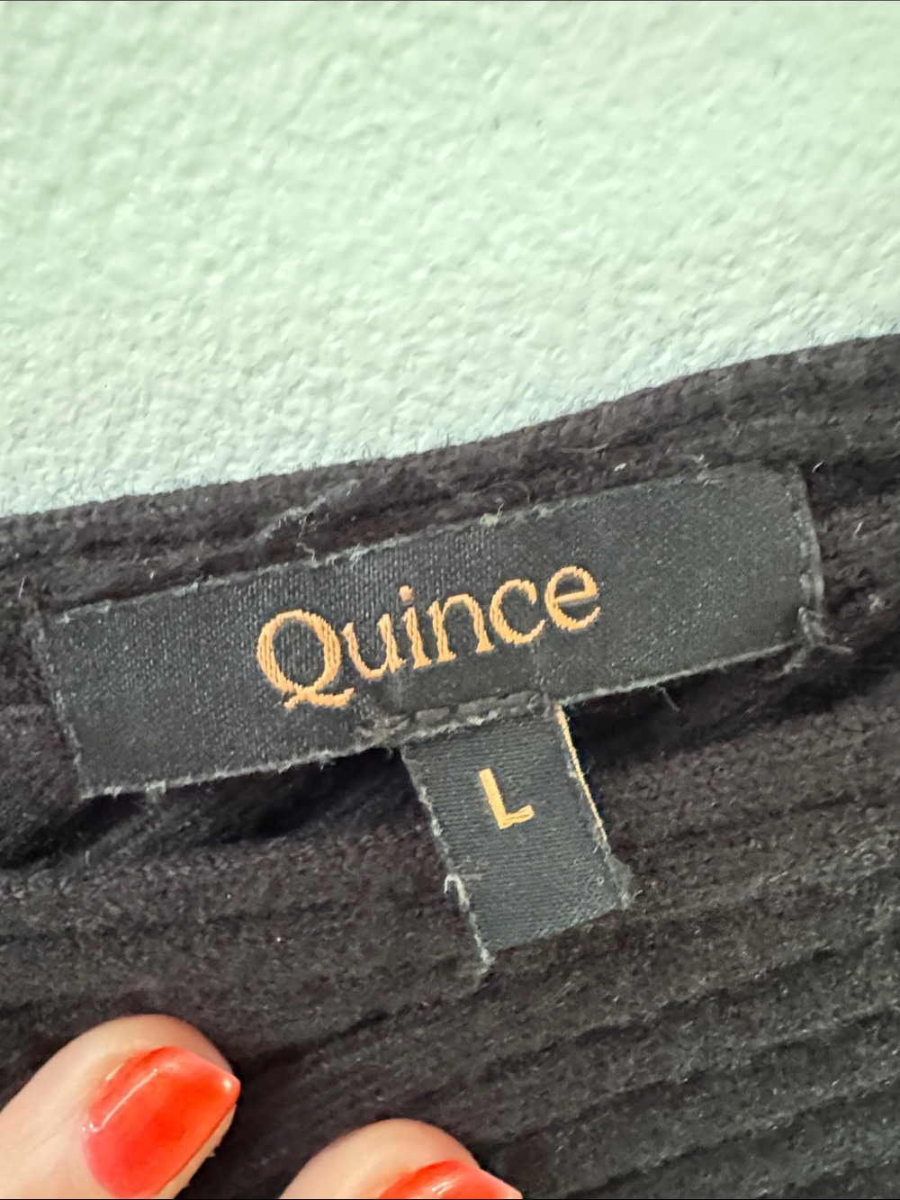 Quince Black Ribbed V-Neck Tank Sz L - Picture 2 of 4